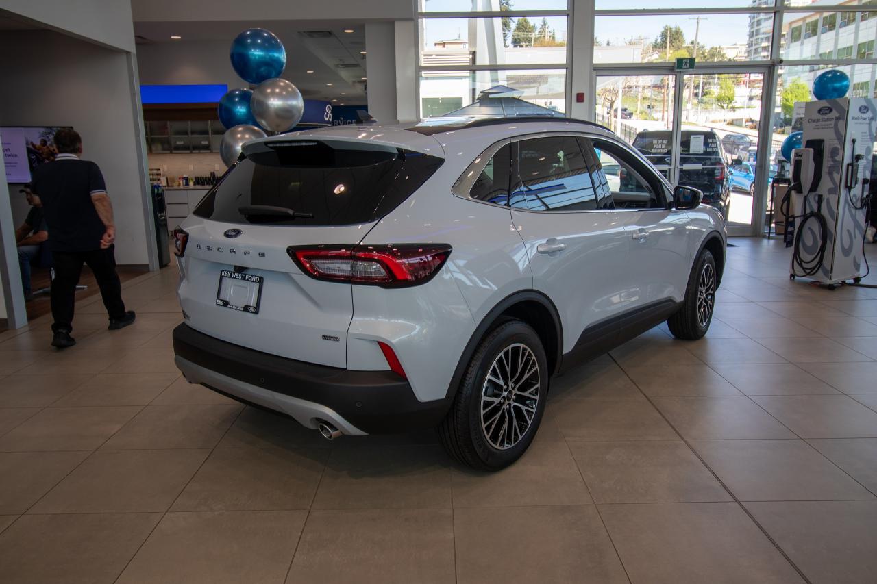 new 2025 Ford Escape car, priced at $40,444