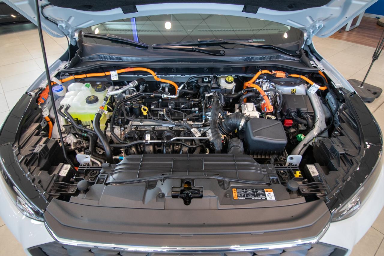 new 2025 Ford Escape car, priced at $40,444