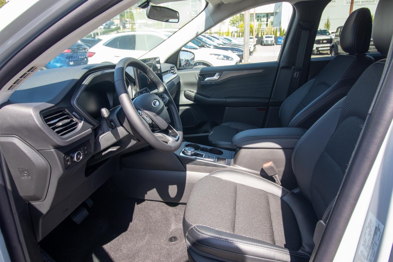 new 2025 Ford Escape car, priced at $41,294