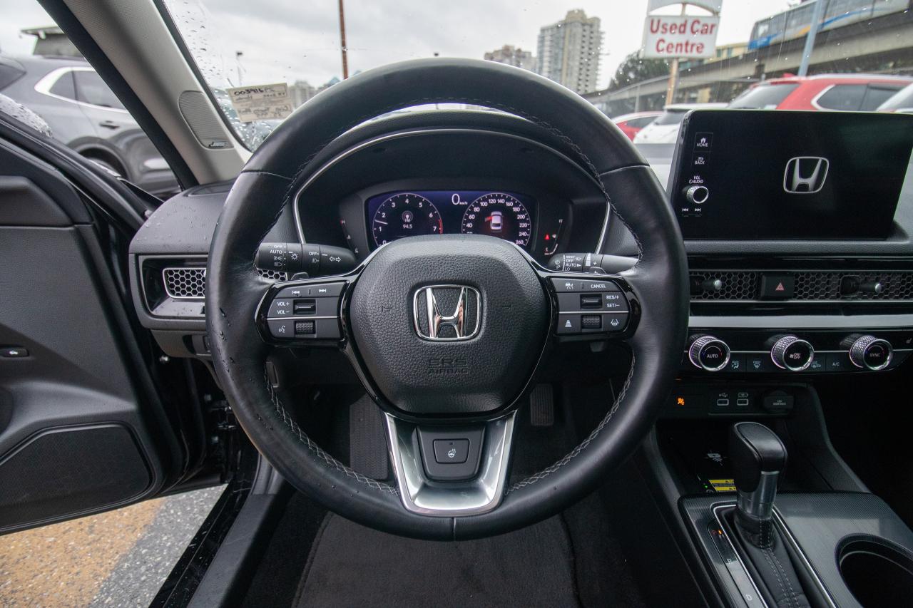used 2022 Honda Civic car, priced at $35,995