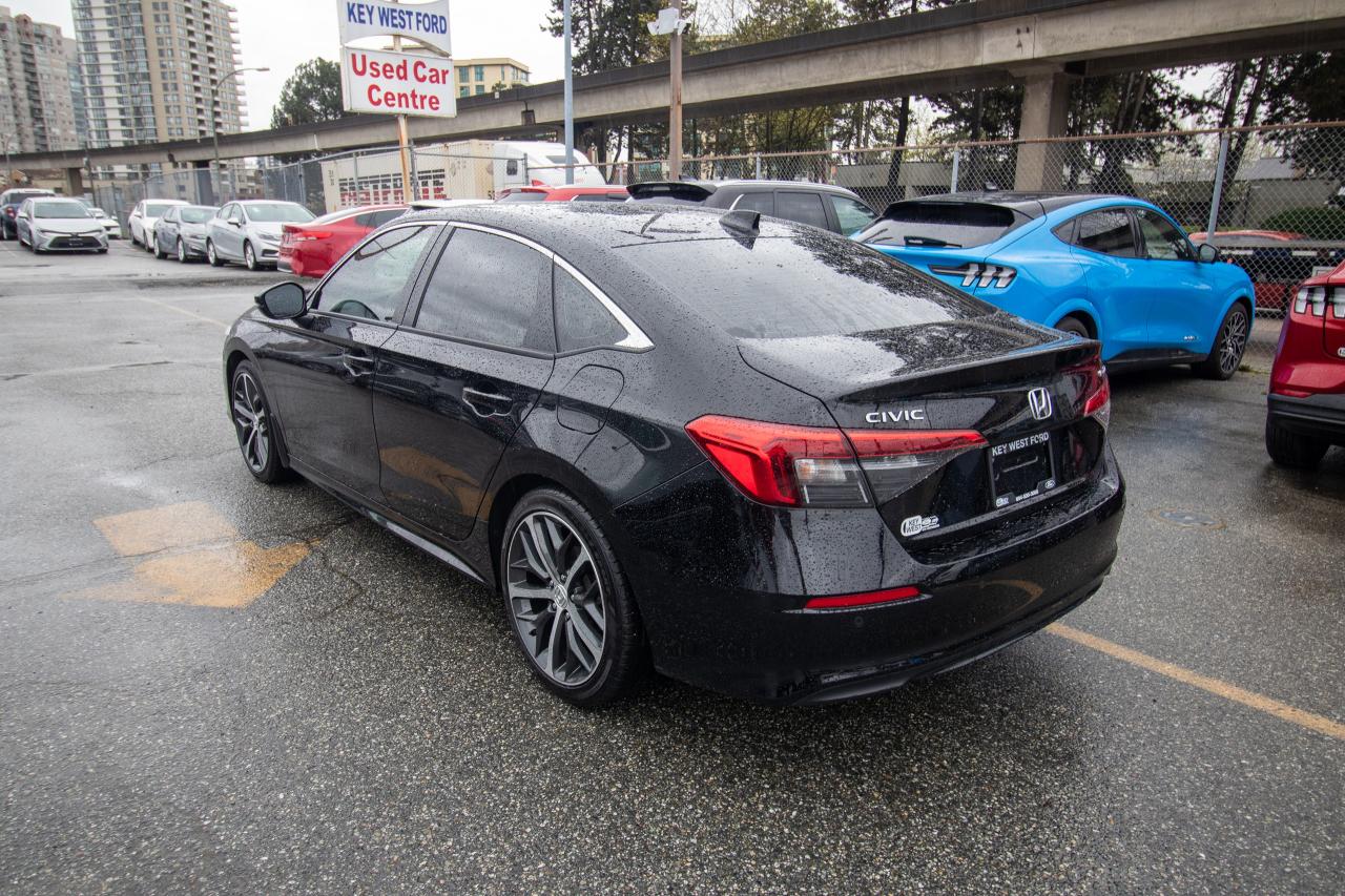 used 2022 Honda Civic car, priced at $35,995