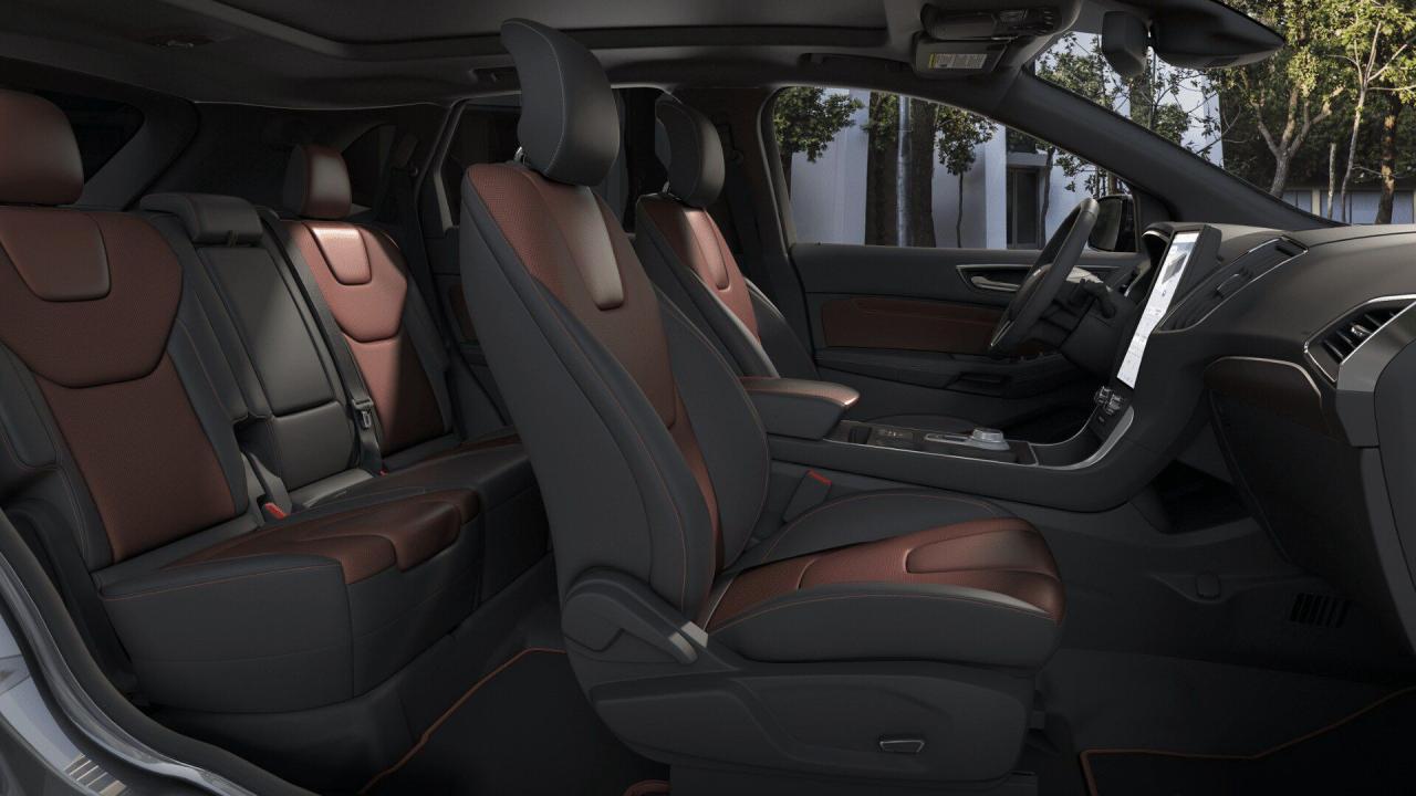 used 2022 Ford Edge car, priced at $37,995