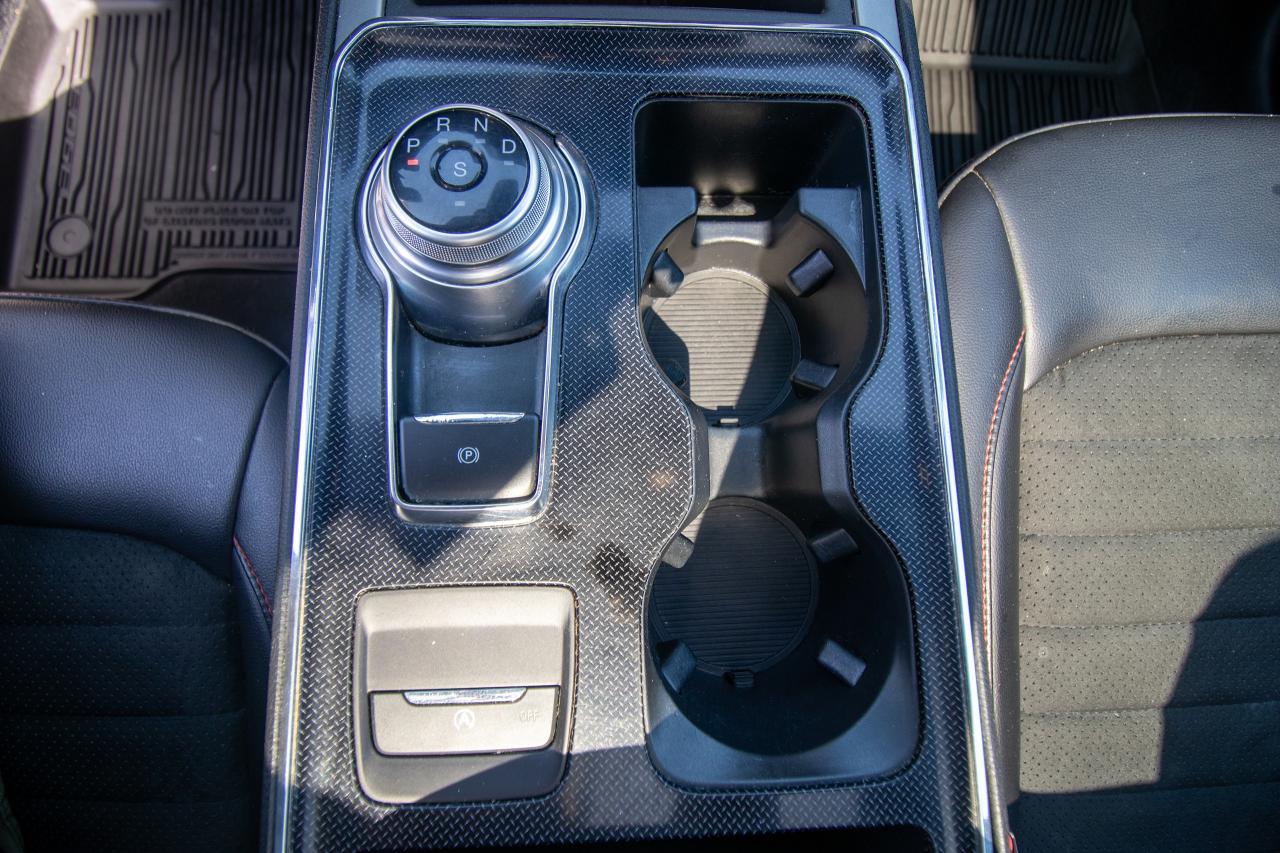 used 2022 Ford Edge car, priced at $32,988