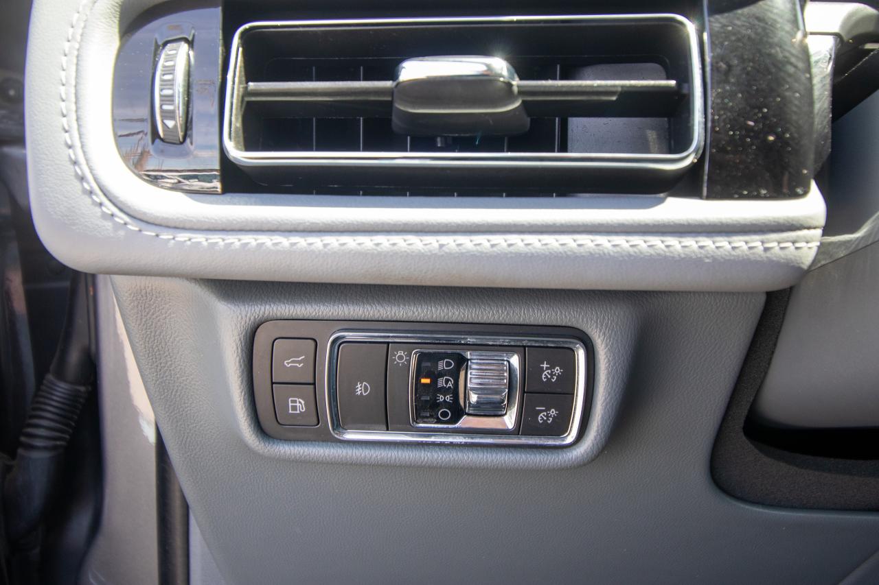 used 2021 Lincoln Aviator car, priced at $54,995
