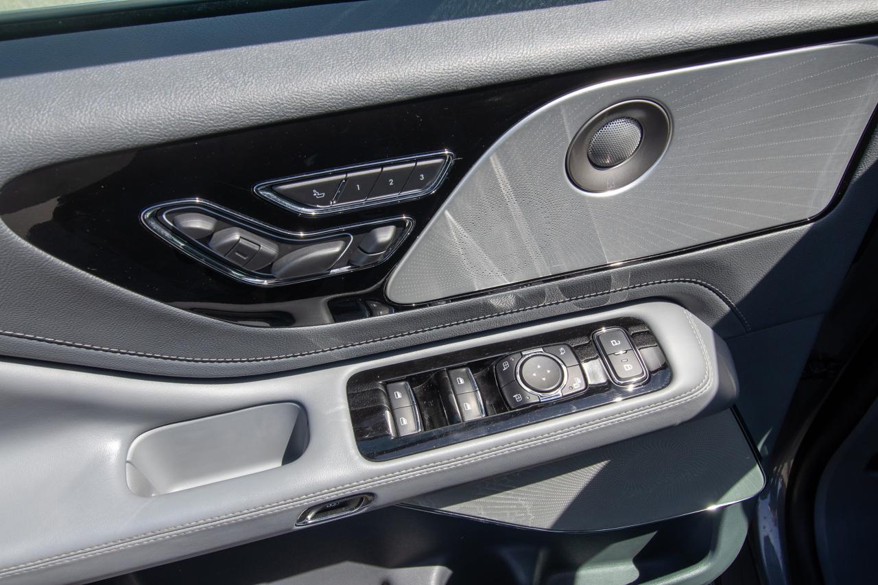 used 2021 Lincoln Aviator car, priced at $54,995