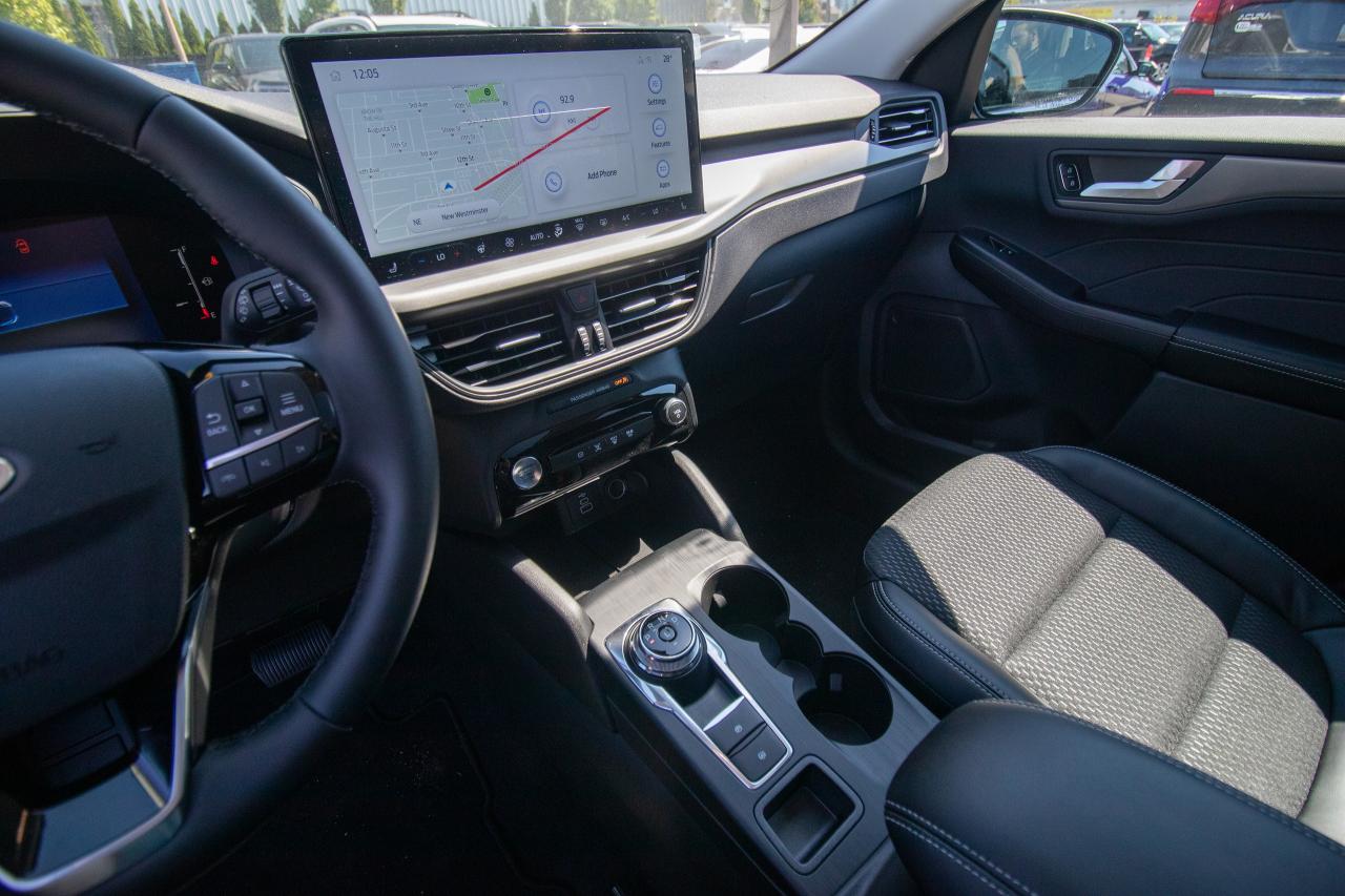 new 2025 Ford Escape car, priced at $44,294