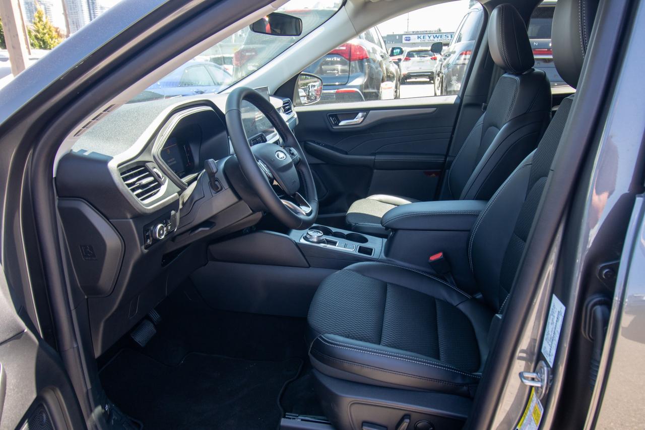 new 2025 Ford Escape car, priced at $40,494